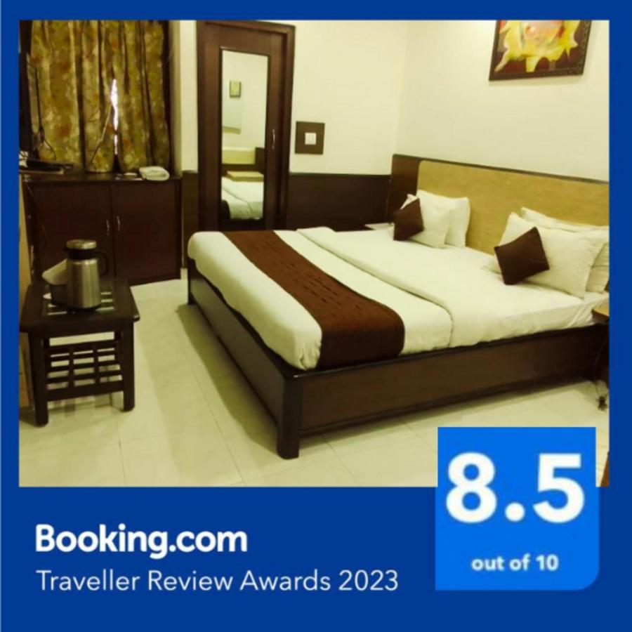 Hotel Holiday Comfort Amritsar Exterior photo